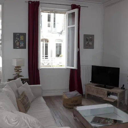 Apartment Charming 85m Flat In Heart